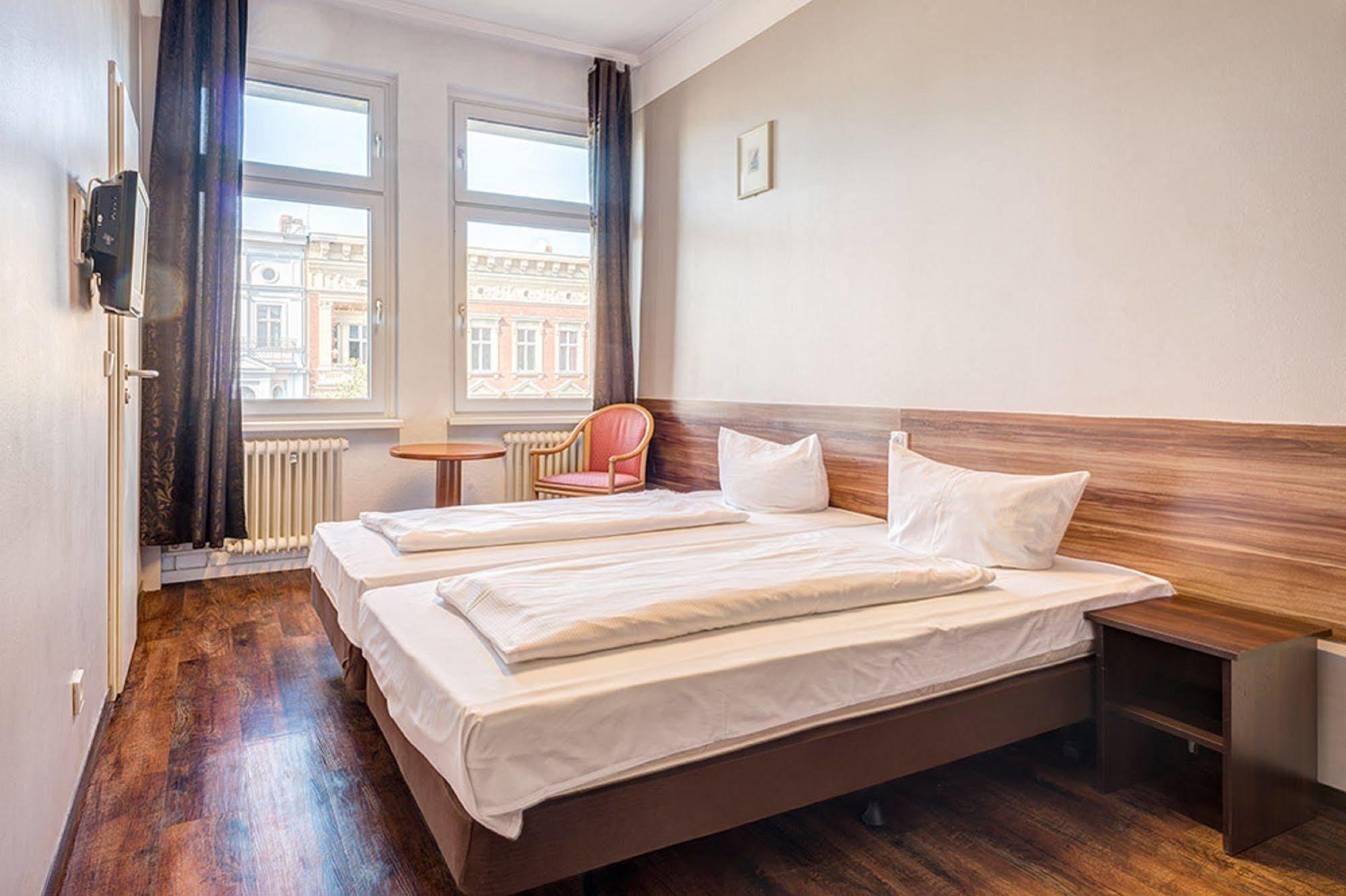 Potsdamer Inn Berlin Kültér fotó