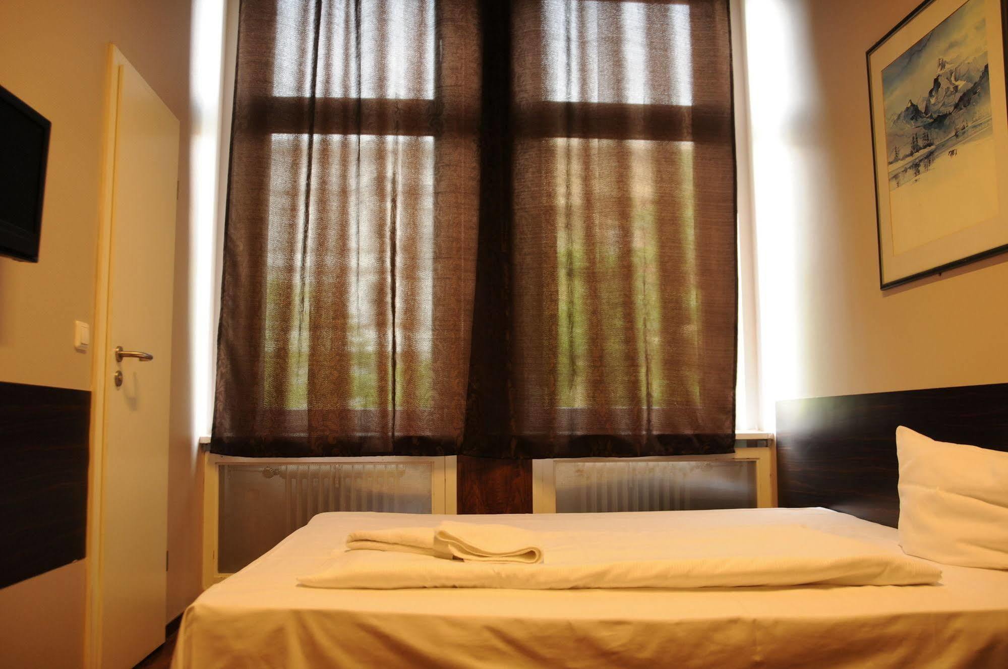 Potsdamer Inn Berlin Kültér fotó
